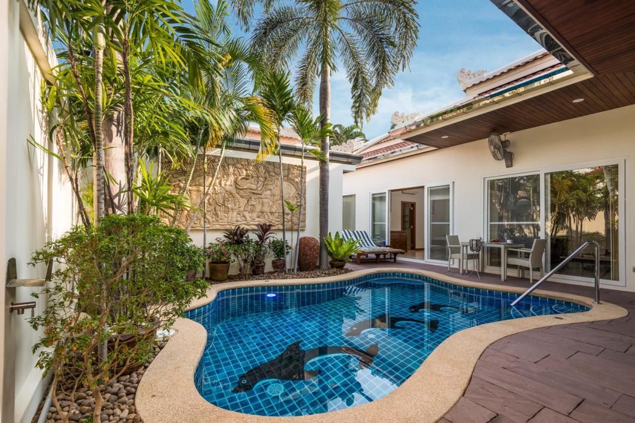 Village Austria Luxury Pool Villas Pattaya Esterno foto