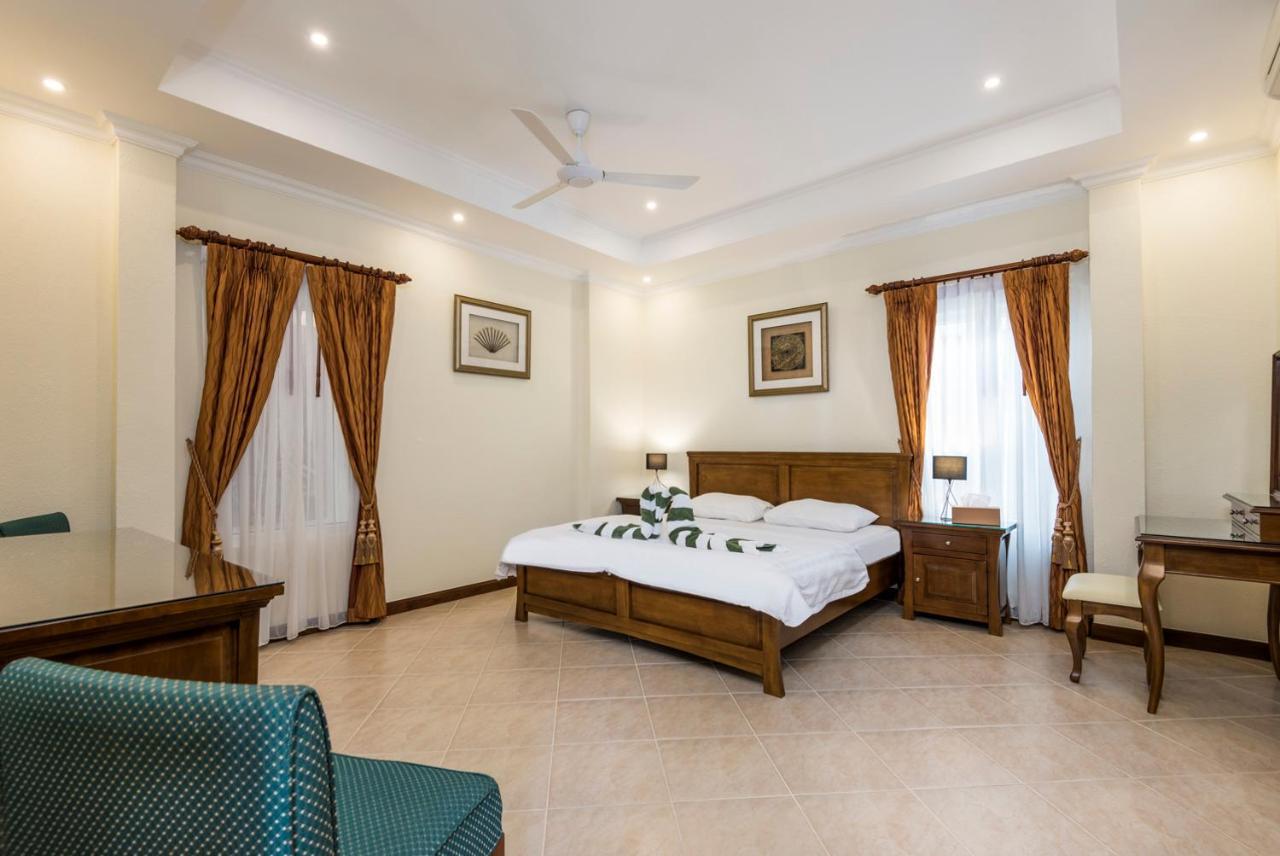 Village Austria Luxury Pool Villas Pattaya Esterno foto