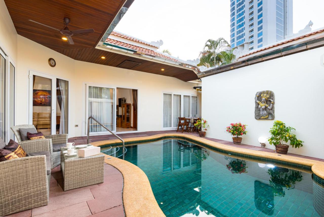 Village Austria Luxury Pool Villas Pattaya Esterno foto