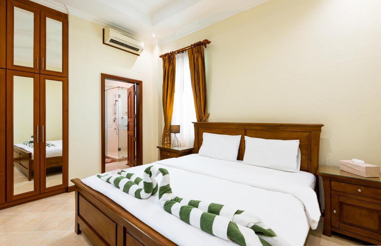 Village Austria Luxury Pool Villas Pattaya Esterno foto